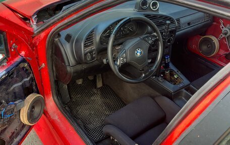 BMW 3 серия, 1992 год, 900 000 рублей, 8 фотография
