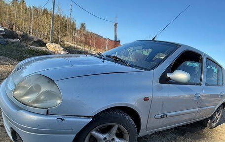 Renault Clio III, 2001 год, 200 000 рублей, 4 фотография