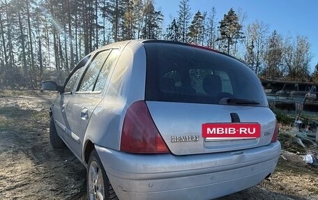 Renault Clio III, 2001 год, 200 000 рублей, 5 фотография