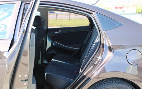Hyundai Solaris II рестайлинг, 2015 год, 929 000 рублей, 14 фотография