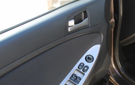 Hyundai Solaris II рестайлинг, 2015 год, 929 000 рублей, 11 фотография