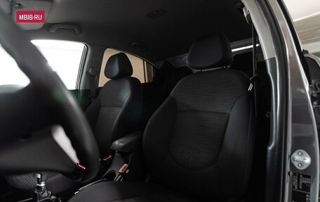 Hyundai Solaris II рестайлинг, 2014 год, 870 000 рублей, 9 фотография