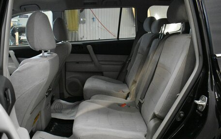 Toyota Highlander III, 2011 год, 1 499 000 рублей, 16 фотография