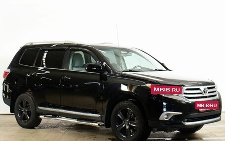 Toyota Highlander III, 2011 год, 1 499 000 рублей, 2 фотография