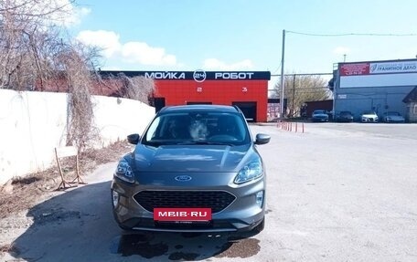 Ford Escape, 2021 год, 3 150 000 рублей, 3 фотография