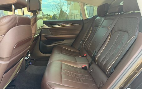 BMW 6 серия, 2018 год, 3 900 000 рублей, 13 фотография