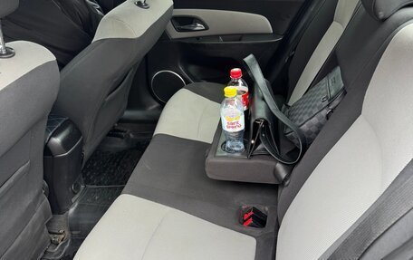 Chevrolet Cruze II, 2011 год, 549 000 рублей, 10 фотография