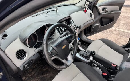 Chevrolet Cruze II, 2011 год, 549 000 рублей, 9 фотография
