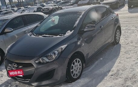 Hyundai i30 II рестайлинг, 2012 год, 850 000 рублей, 2 фотография