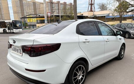 KIA Rio III рестайлинг, 2016 год, 1 099 000 рублей, 6 фотография