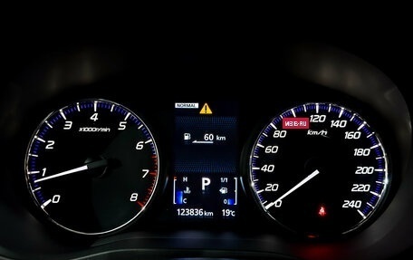 Mitsubishi Outlander III рестайлинг 3, 2021 год, 2 370 000 рублей, 12 фотография