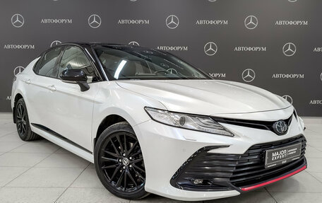 Toyota Camry, 2022 год, 3 900 000 рублей, 3 фотография
