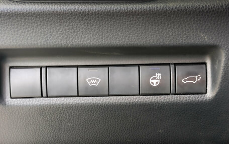Toyota RAV4, 2019 год, 2 890 000 рублей, 28 фотография