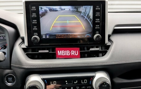 Toyota RAV4, 2019 год, 2 890 000 рублей, 25 фотография