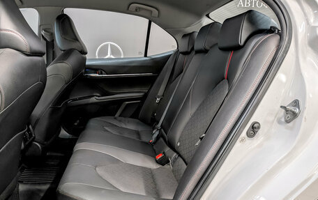 Toyota Camry, 2022 год, 3 900 000 рублей, 12 фотография