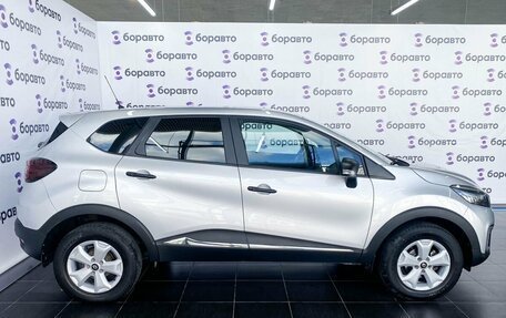 Renault Kaptur I рестайлинг, 2019 год, 1 660 000 рублей, 6 фотография