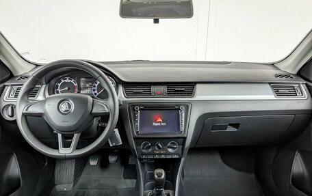 Skoda Rapid I, 2018 год, 1 250 000 рублей, 14 фотография