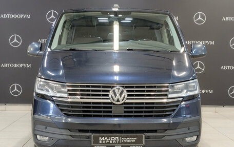Volkswagen Caravelle T6 рестайлинг, 2020 год, 4 200 000 рублей, 2 фотография