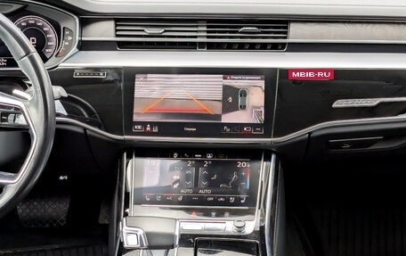 Audi A8, 2021 год, 7 595 000 рублей, 15 фотография