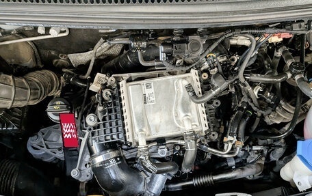 Volkswagen Caravelle T6 рестайлинг, 2020 год, 4 200 000 рублей, 9 фотография