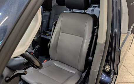 Volkswagen Caravelle T6 рестайлинг, 2020 год, 4 200 000 рублей, 19 фотография