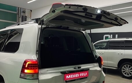 Toyota Land Cruiser 200, 2018 год, 6 300 000 рублей, 14 фотография