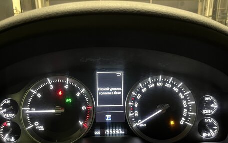 Toyota Land Cruiser 200, 2018 год, 6 300 000 рублей, 20 фотография