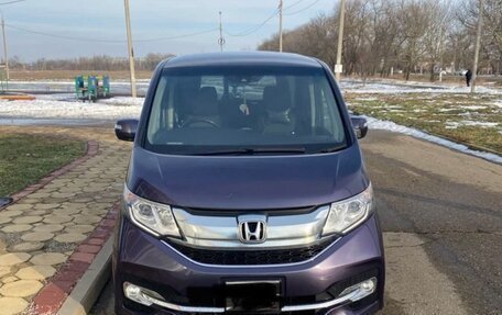 Honda Stepwgn IV, 2016 год, 1 280 000 рублей, 2 фотография