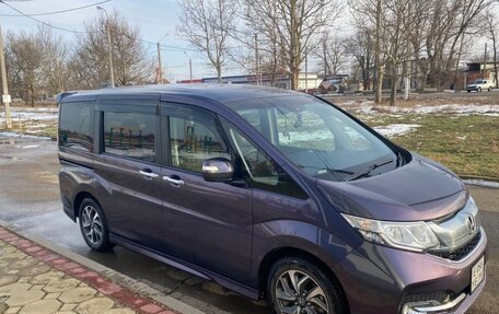 Honda Stepwgn IV, 2016 год, 1 280 000 рублей, 3 фотография