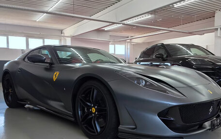 Ferrari 812, 2024 год, 67 000 000 рублей, 1 фотография