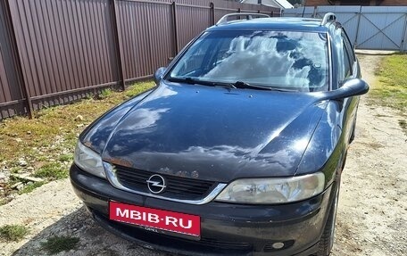 Opel Vectra B рестайлинг, 2000 год, 220 000 рублей, 1 фотография