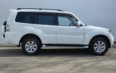 Mitsubishi Pajero IV, 2013 год, 2 330 000 рублей, 4 фотография