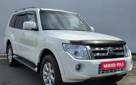 Mitsubishi Pajero IV, 2013 год, 2 330 000 рублей, 3 фотография