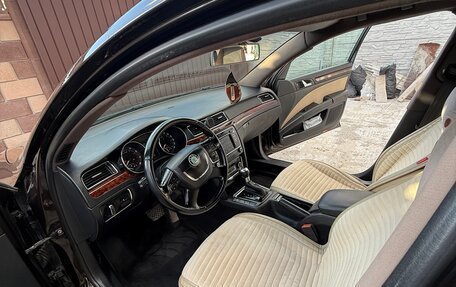 Skoda Superb III рестайлинг, 2013 год, 1 650 000 рублей, 9 фотография