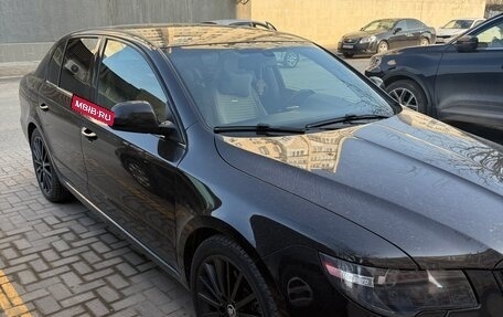 Skoda Superb III рестайлинг, 2013 год, 1 650 000 рублей, 18 фотография
