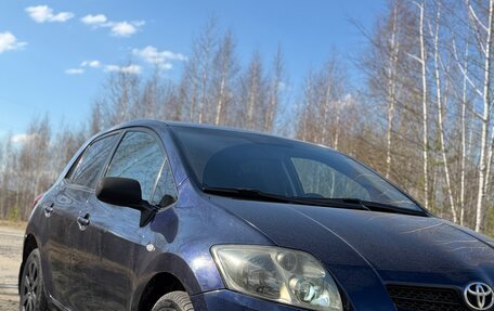 Toyota Auris II, 2008 год, 550 000 рублей, 2 фотография
