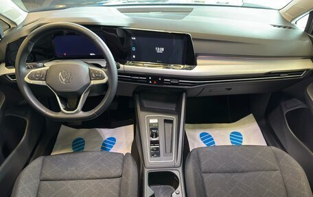 Volkswagen Golf VIII, 2024 год, 3 636 000 рублей, 6 фотография