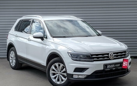 Volkswagen Tiguan II, 2017 год, 2 250 000 рублей, 2 фотография