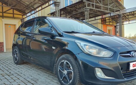 Hyundai Solaris II рестайлинг, 2011 год, 550 000 рублей, 8 фотография
