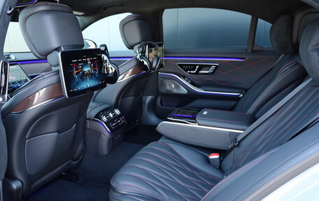 Mercedes-Benz S-Класс AMG, 2026 год, 28 000 000 рублей, 18 фотография