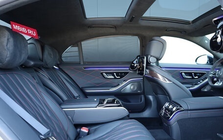 Mercedes-Benz S-Класс AMG, 2026 год, 28 000 000 рублей, 17 фотография