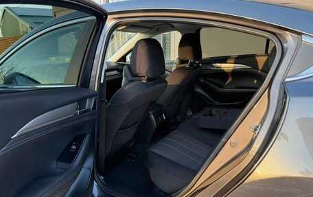 Mazda 6, 2018 год, 2 050 000 рублей, 7 фотография