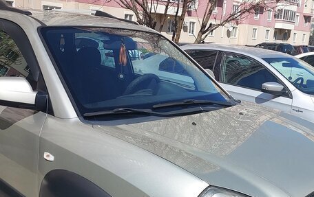 Hyundai Tucson III, 2008 год, 650 000 рублей, 10 фотография