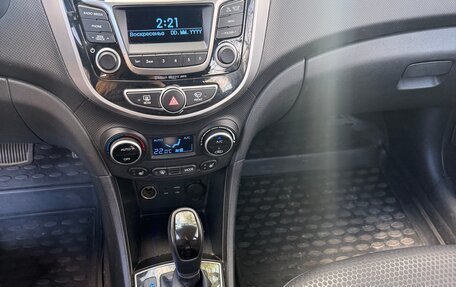Hyundai Solaris II рестайлинг, 2016 год, 1 230 000 рублей, 13 фотография