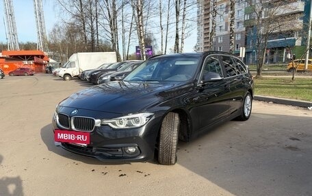 BMW 3 серия, 2017 год, 1 800 000 рублей, 3 фотография