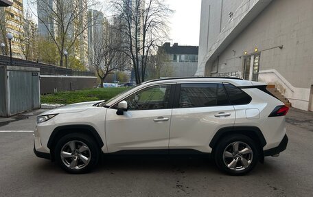 Toyota RAV4, 2020 год, 3 140 000 рублей, 3 фотография