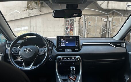 Toyota RAV4, 2020 год, 3 140 000 рублей, 11 фотография
