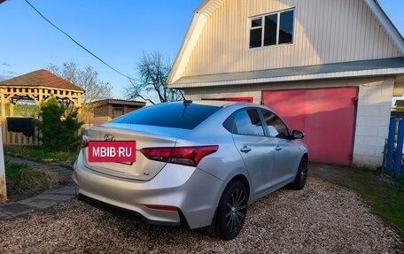 Hyundai Solaris II рестайлинг, 2017 год, 1 400 000 рублей, 2 фотография