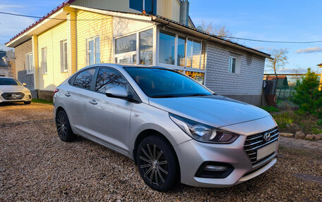 Hyundai Solaris II рестайлинг, 2017 год, 1 400 000 рублей, 5 фотография