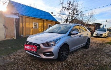 Hyundai Solaris II рестайлинг, 2017 год, 1 400 000 рублей, 4 фотография